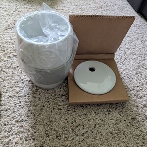 Pampered Chef White Ceramic Egg Cooker